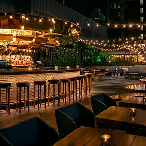 Moxy Nyc Times Square **** New York