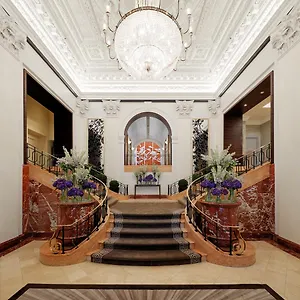 The Peninsula Отель