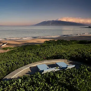 Курортный комплекс Four Seasons Maui At